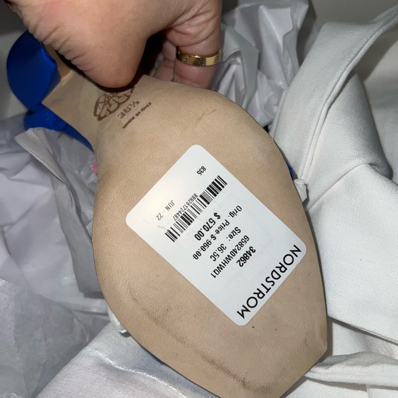 Blue alexander mcqueen heel with spikes - Picture 3 of 5